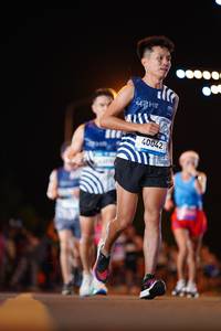 BIB: 40042, 0000
                            <button type="button" onclick="openModal(22864004)" class="btn btn-primary btn-sm float-right btn-popup" data-toggle="modal" data-target=".modal-high-quality">
                        <i class="fas fa-shopping-cart"></i> Add to Cart
                    </button>
                                            <button type="button" onclick="isThisMe(22864004, true)" class="btn btn-success btn-sm float-right btn-popup btn-isme hidden" data-toggle="tooltip" data-placement="bottom" title="นี่คือรูปของคุณใช่ไหม คลิกที่นี่เพื่อเอาเข้าอัลบั้ม">
                        <i class="fas fa-plus"></i> Add to album
                    </button>
                    <button type="button" onclick="isThisMe(22864004, false)" class="btn btn-warning btn-sm float-right btn-popup btn-isnotme hidden">
                        <i class="fas fa-ban"></i> Remove from album
                    </button>